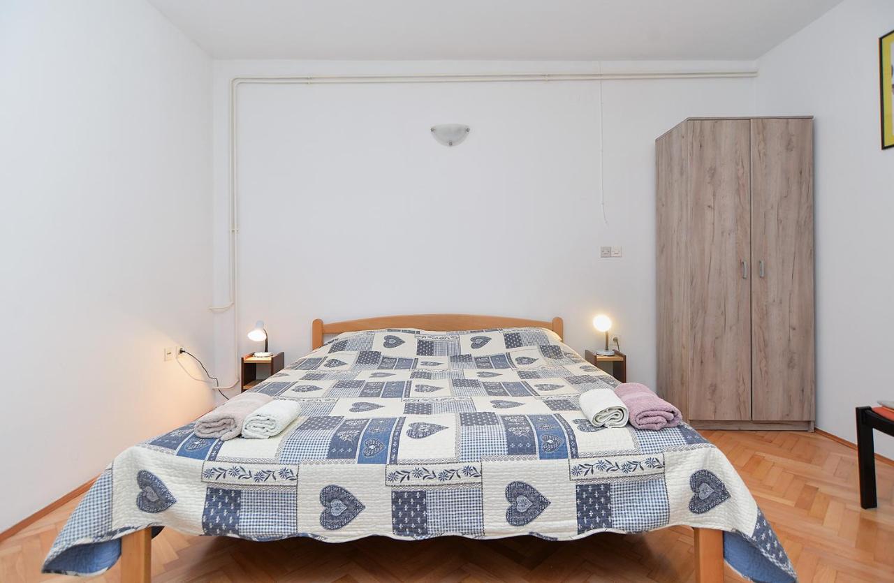 Rooms Veli Vrh 2208 Pula Zewnętrze zdjęcie